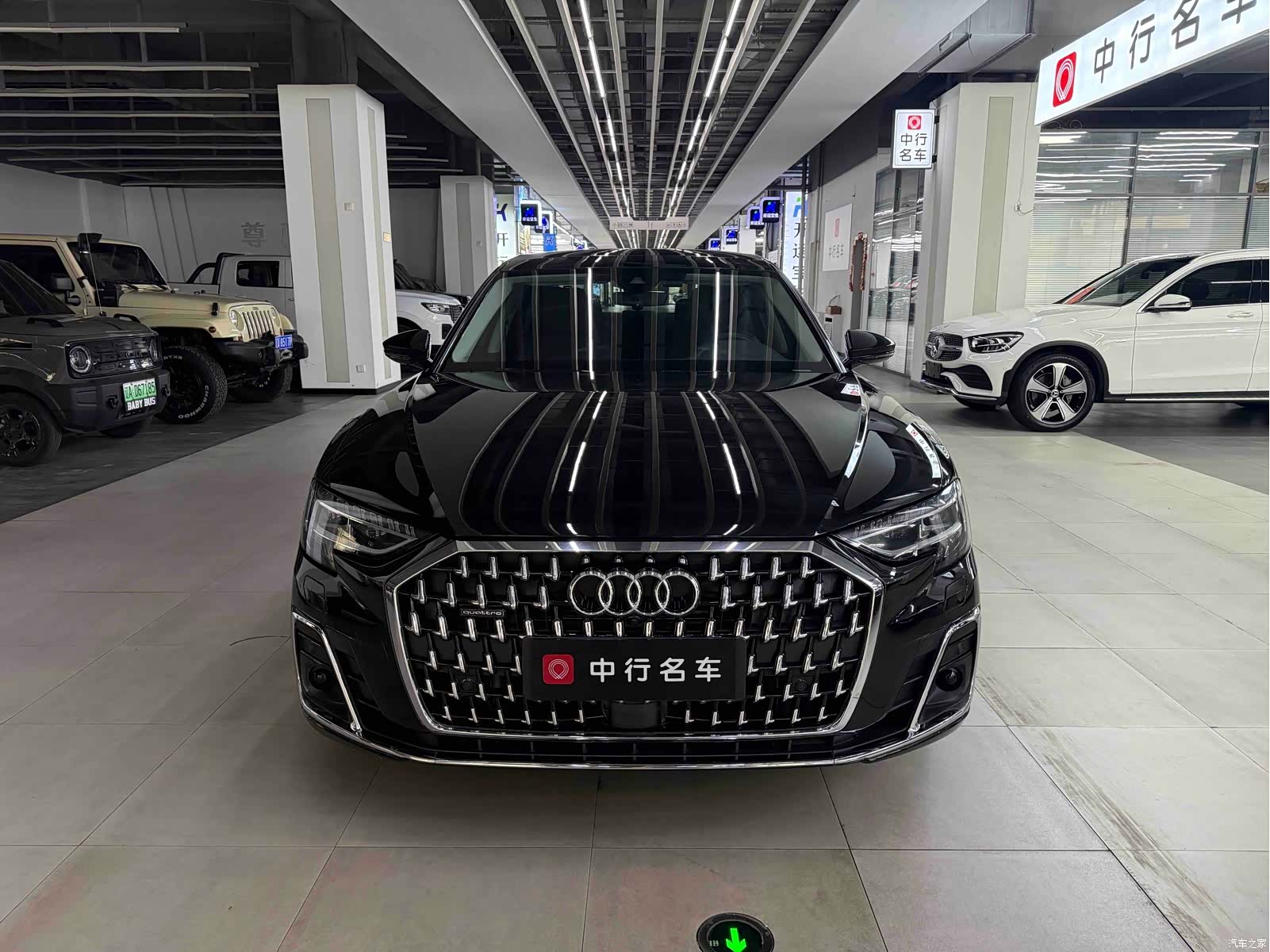 Audi A8L, 2023 3