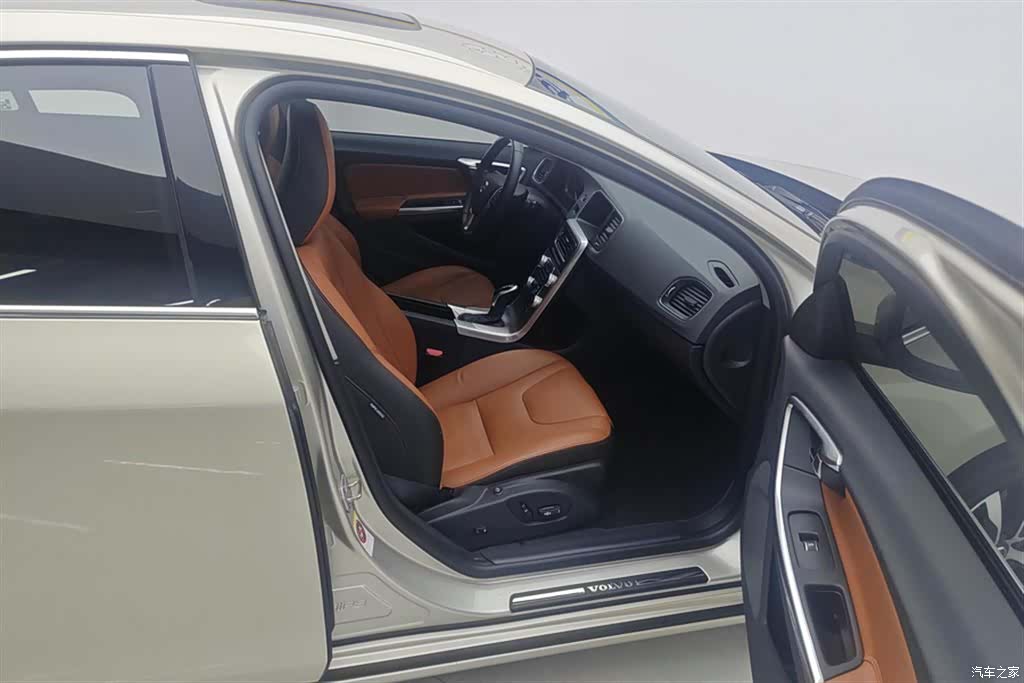 Volvo S60, 2019 8