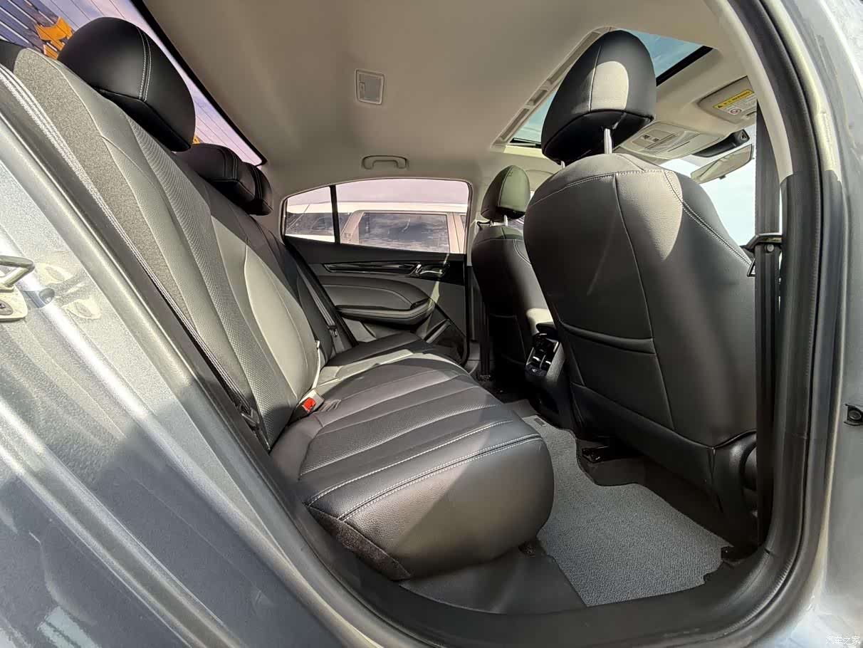 Roewe i5, 2021 6
