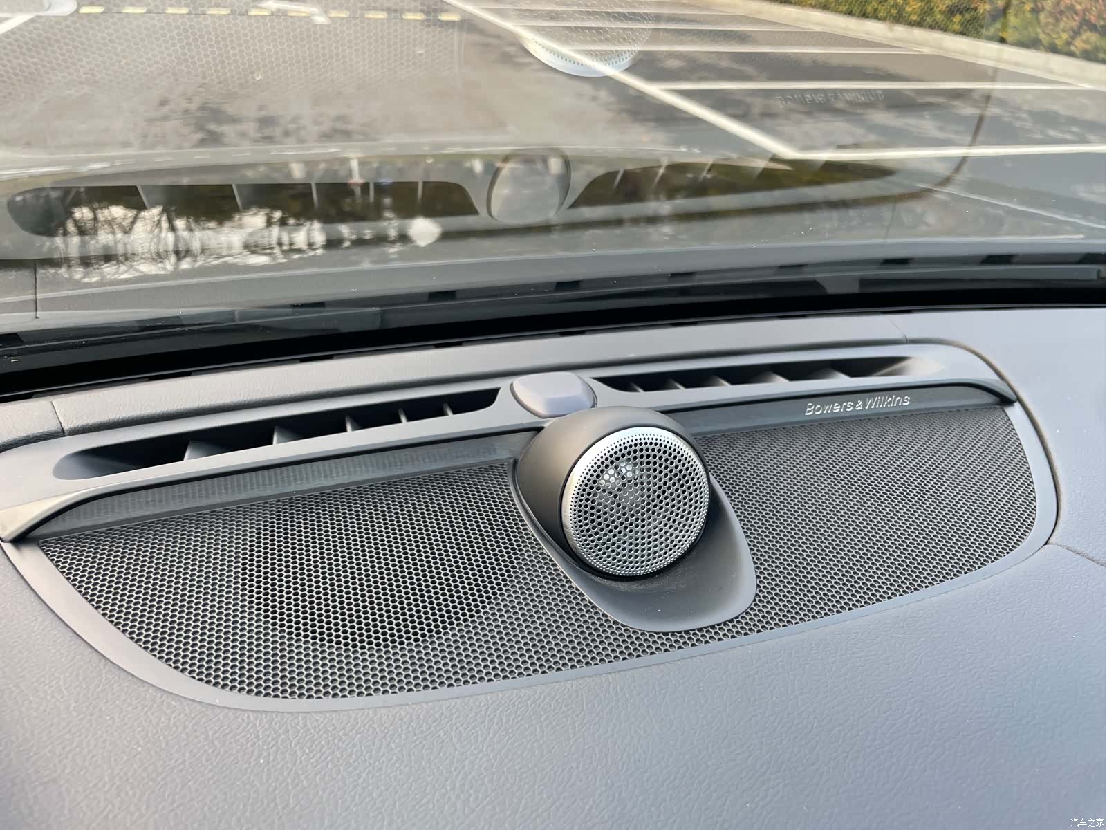 Volvo S90, 2018 9
