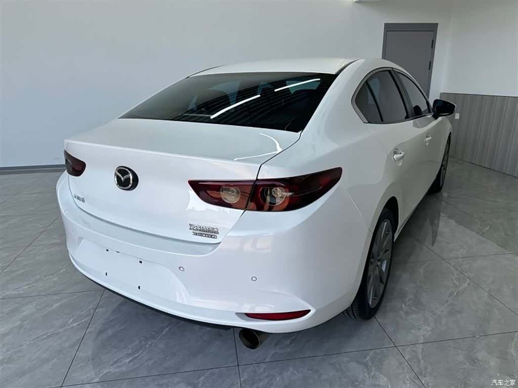 Mazda Mazda3, 2023 6