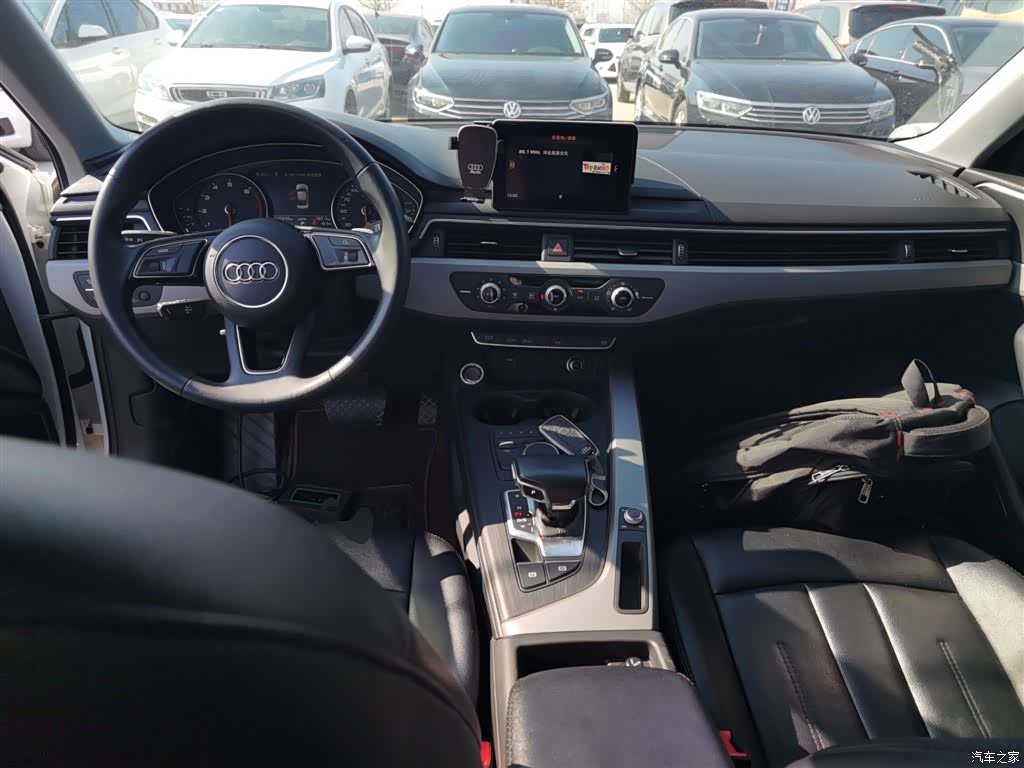Audi A4L, 2019 6