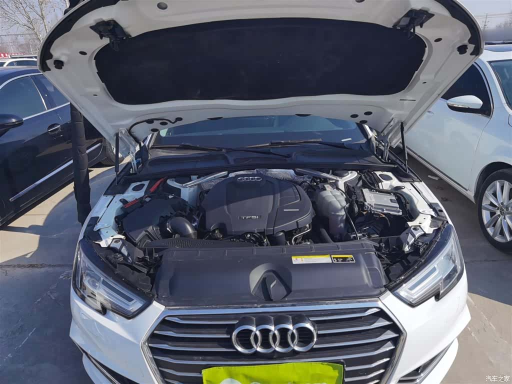 Audi A4L, 2019 16