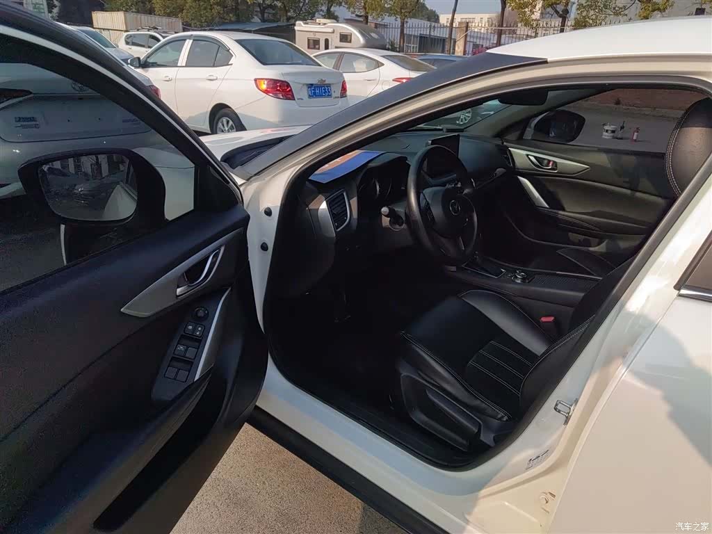 Mazda CX-4, 2017 16