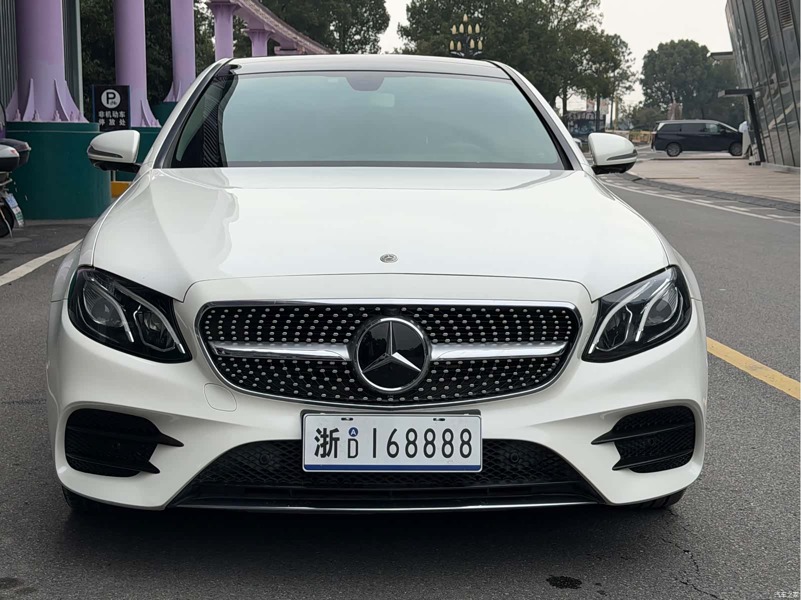 Mercedes-Benz E-Class, 2019 2