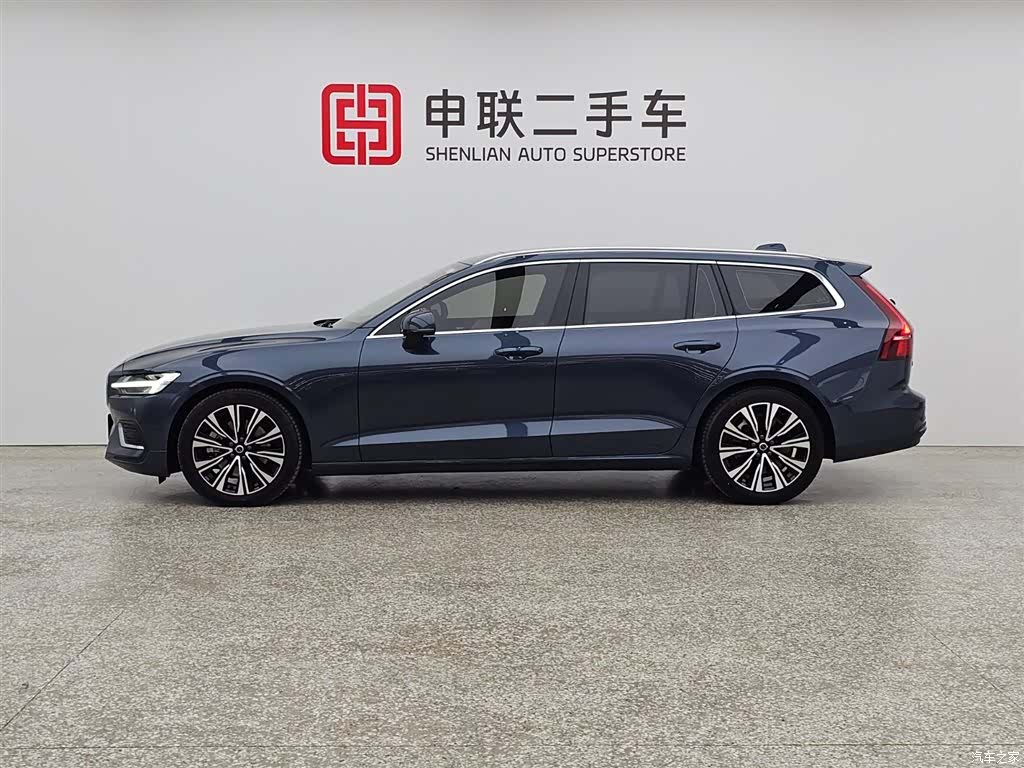 Volvo V60, 2024 все фото