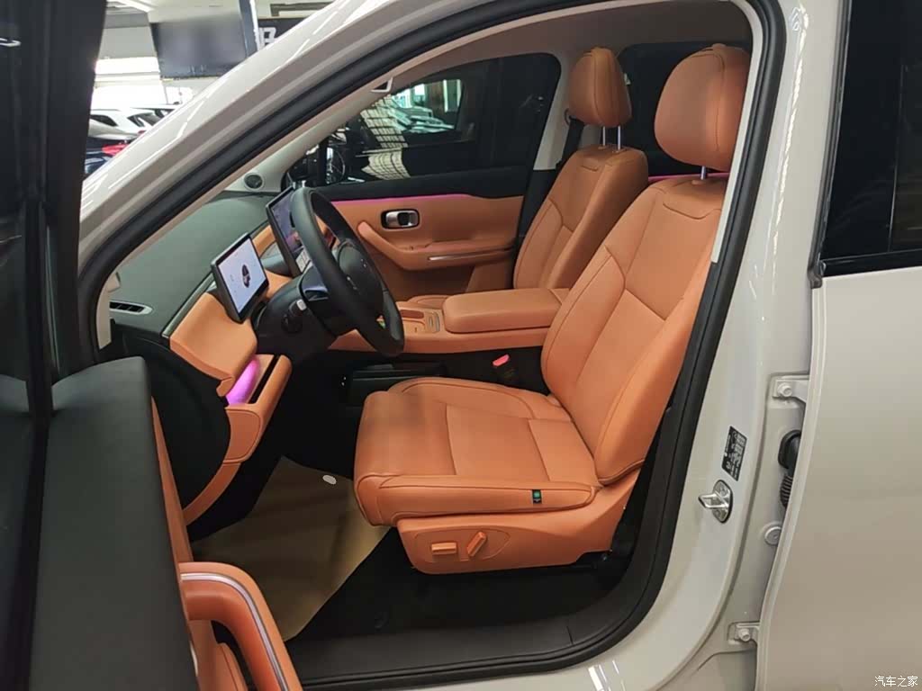 Leapmotor C10, 2025 15