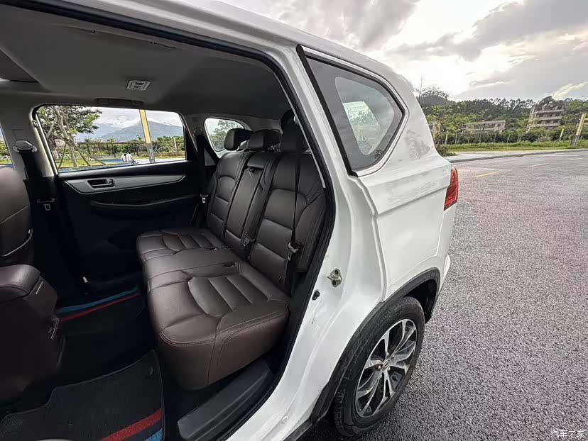 DongFeng X5, 2017 6