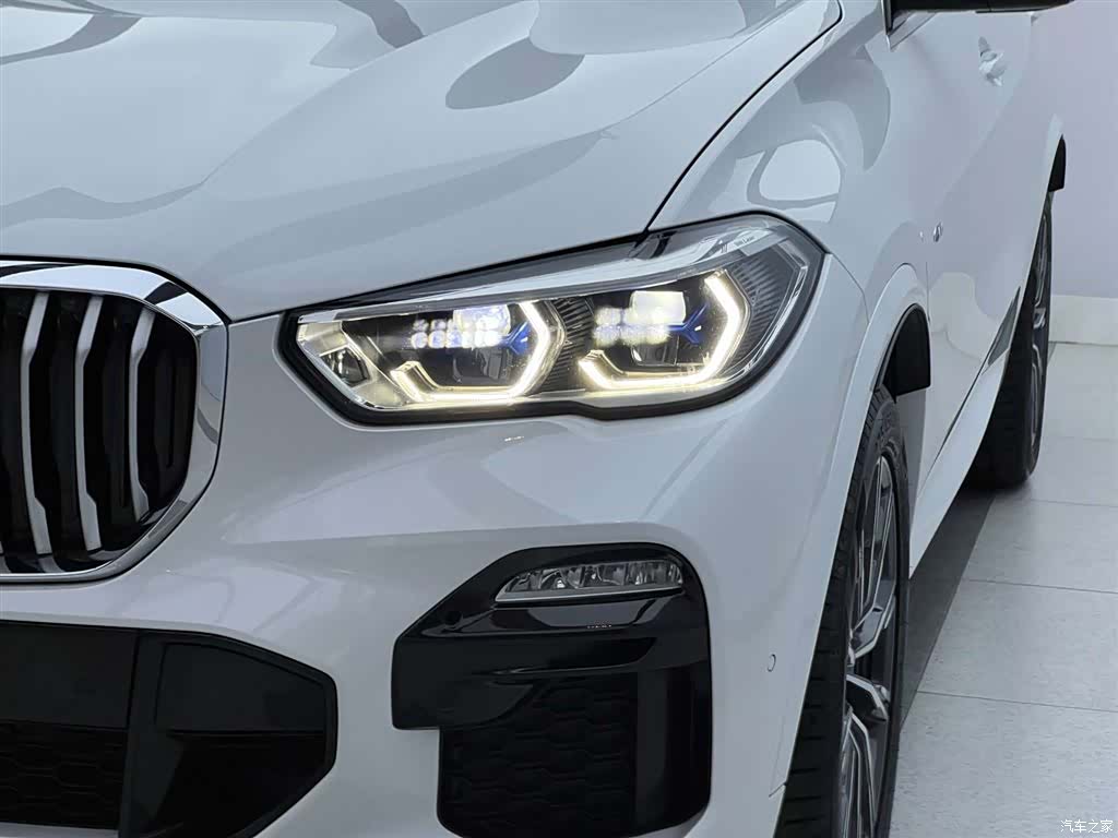 BMW X5, 2020 все фото