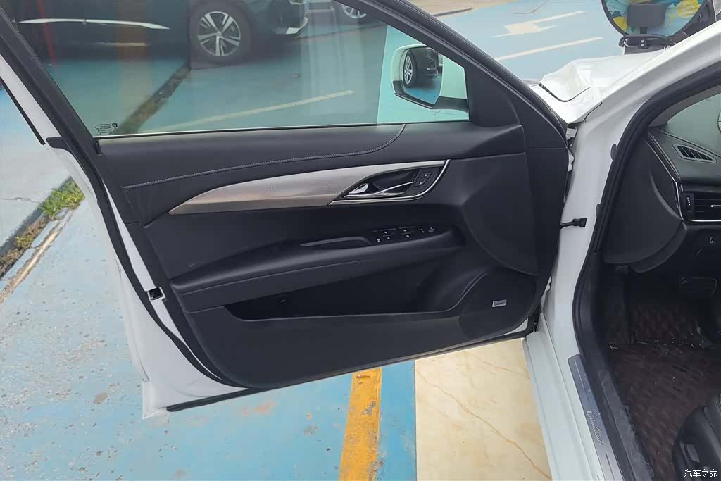 Cadillac ATS-L, 2016 7