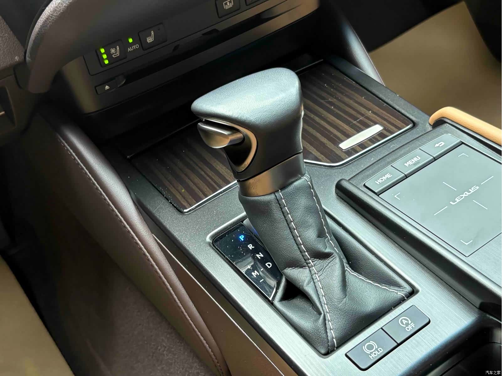 Lexus ES, 2020 18