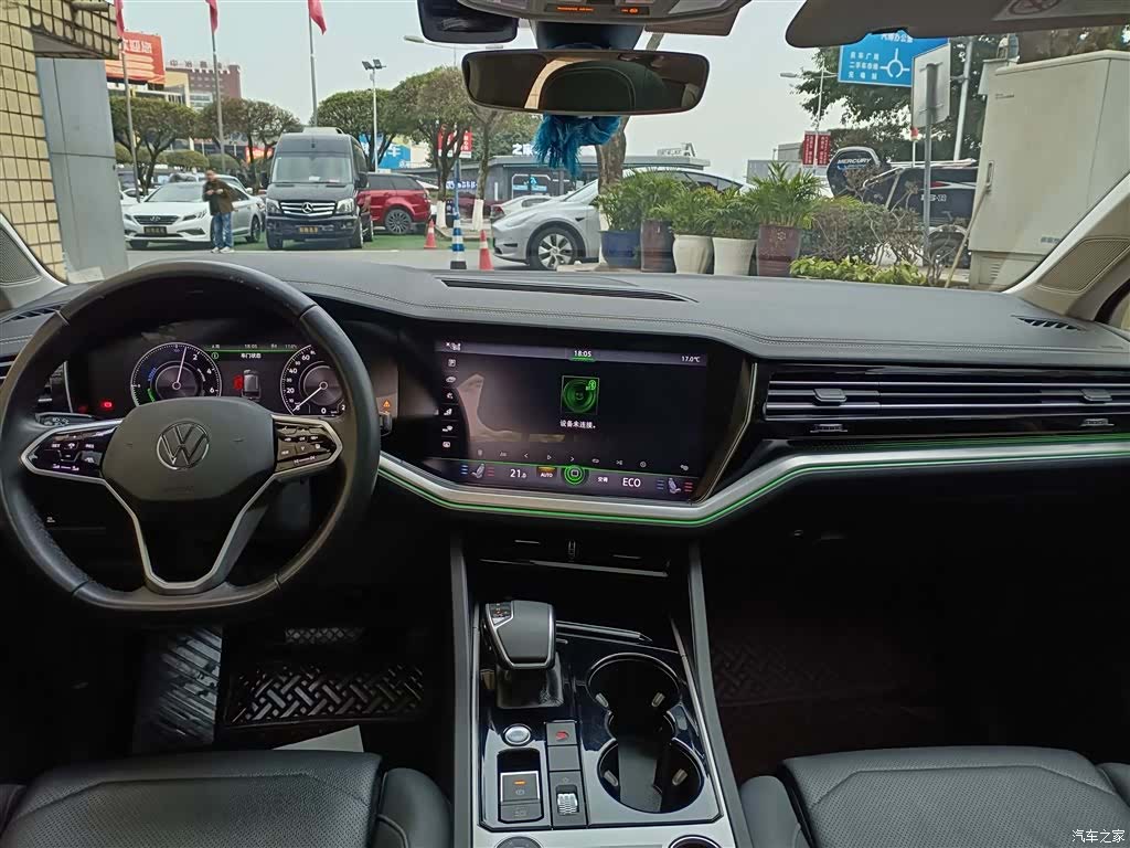 Volkswagen Touareg, 2021 10
