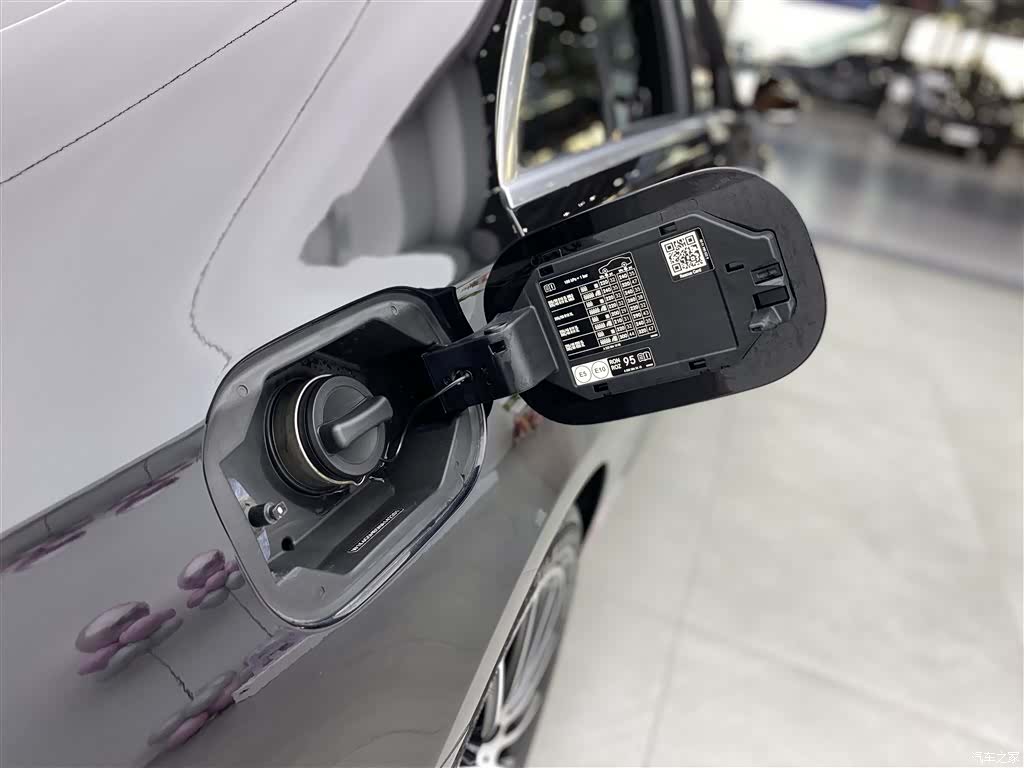 Mercedes-Benz S-Class, 2022 30