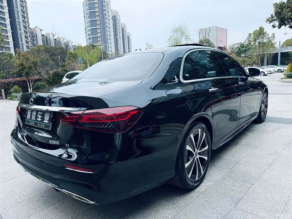 Mercedes-Benz E-Class, 2022 6