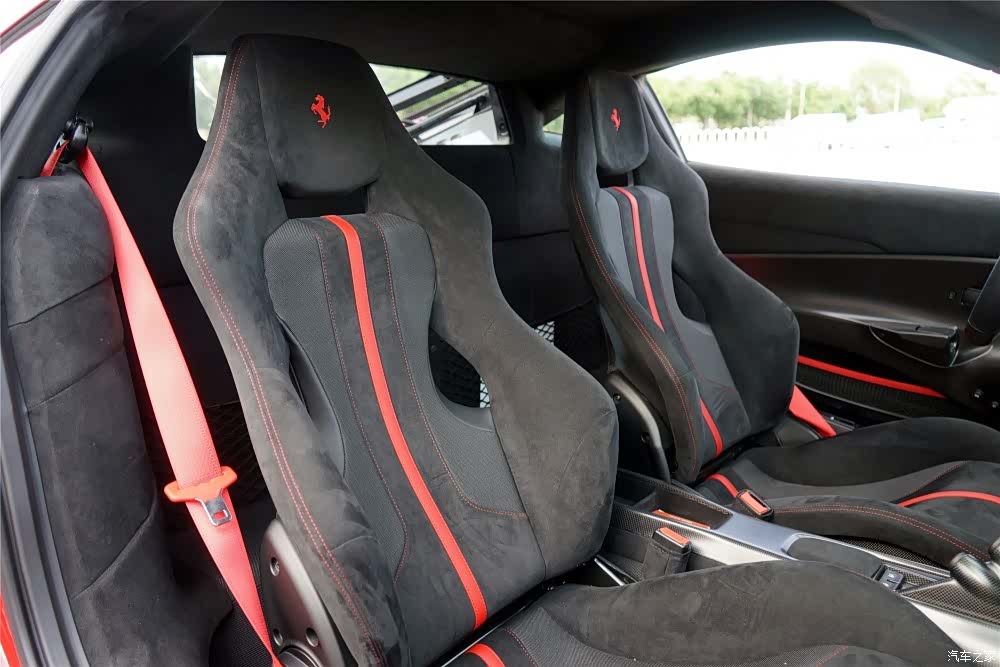 Ferrari 488, 2019 9