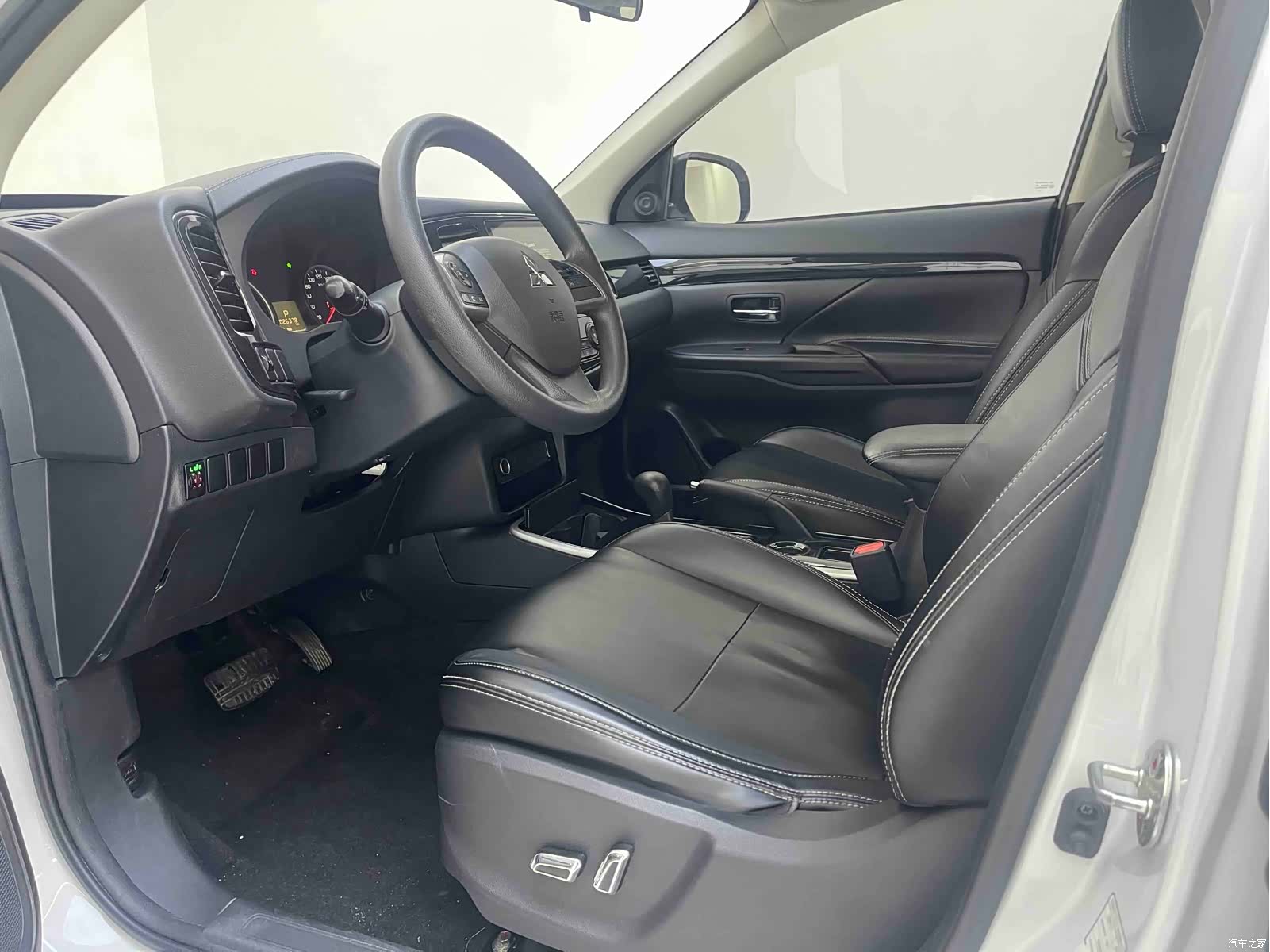 Mitsubishi Outlander, 2021 7