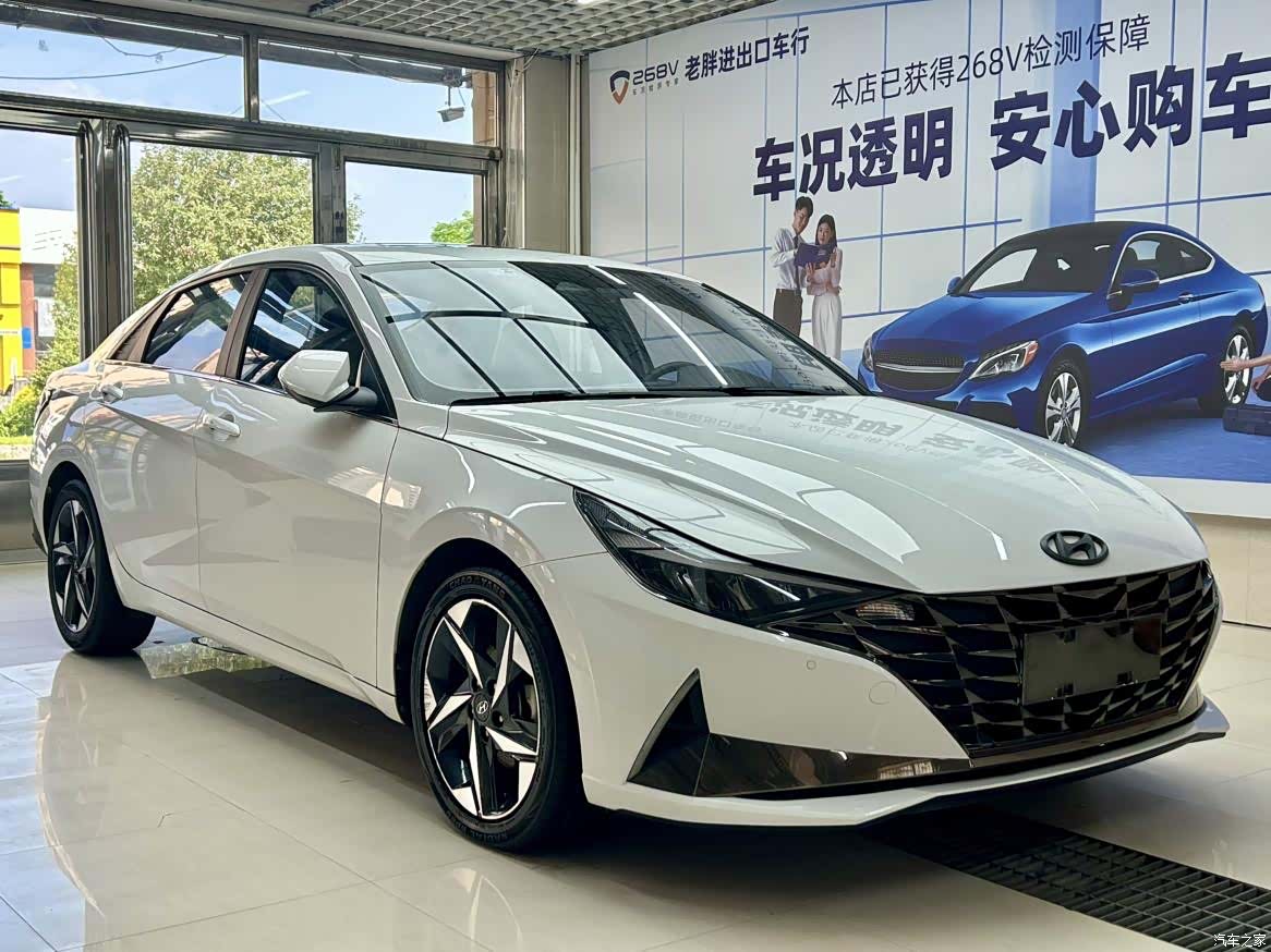 Hyundai Elantra, 2022 3