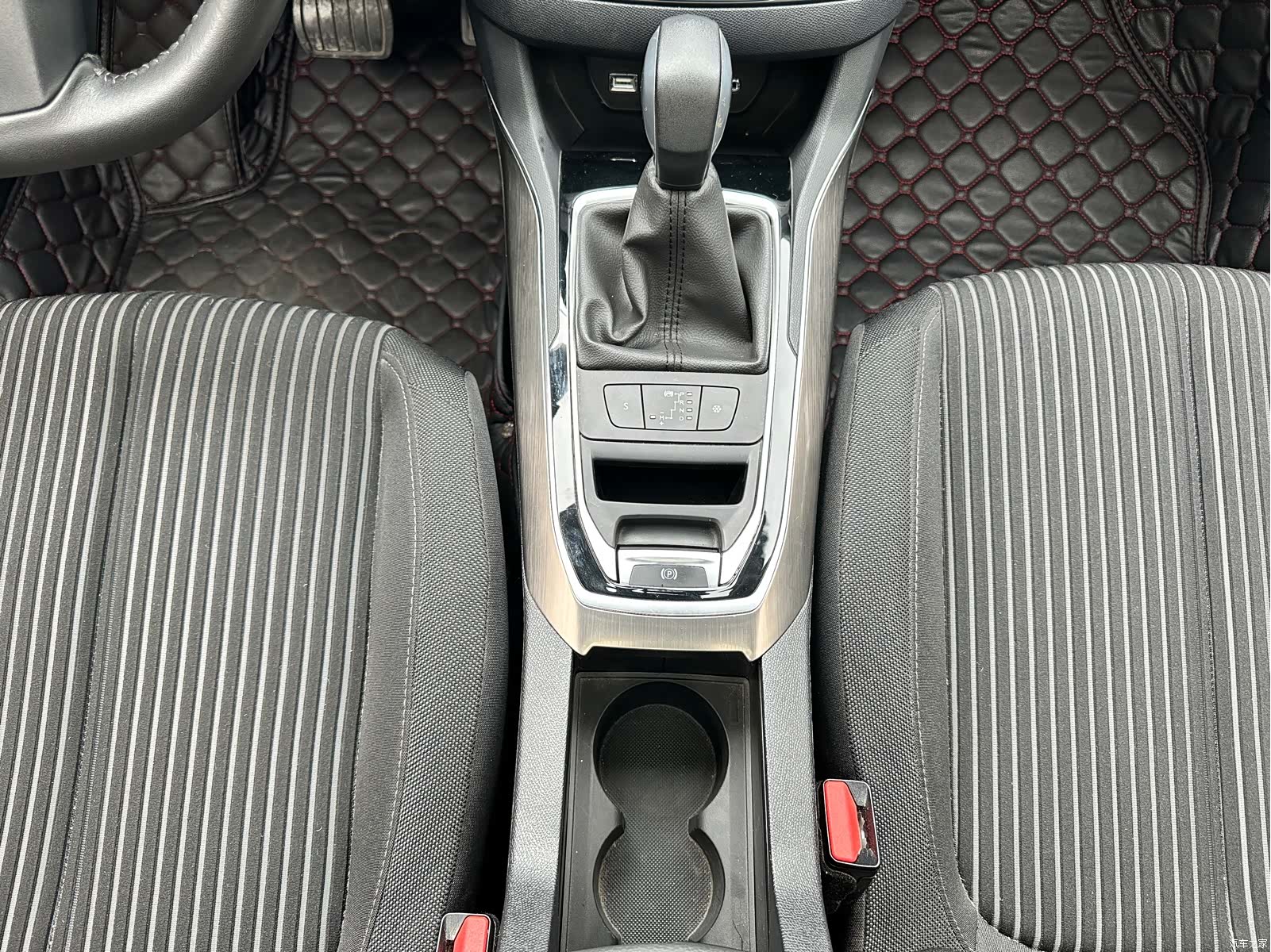 Peugeot 408, 2018 14