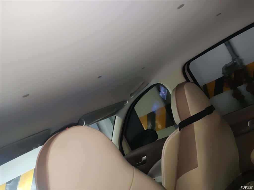 Wuling MINIEV, 2025 9