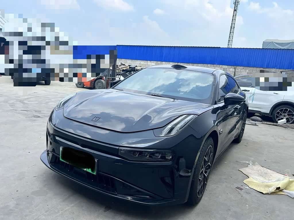 Zeekr 001