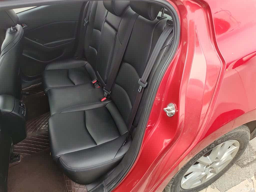 Mazda Mazda3, 2018 17