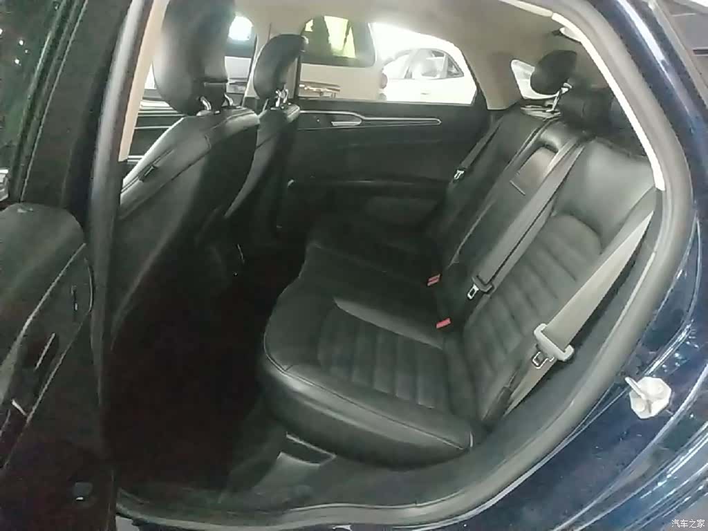 Ford Mondeo, 2017 17