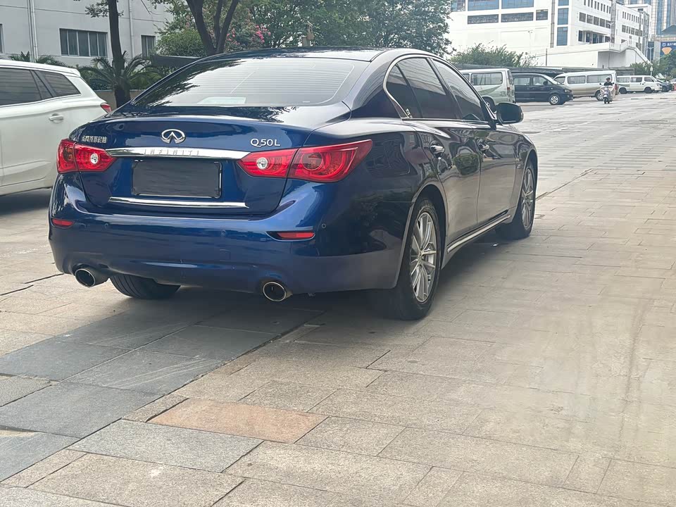 Infiniti Q50L Infiniti Q50L