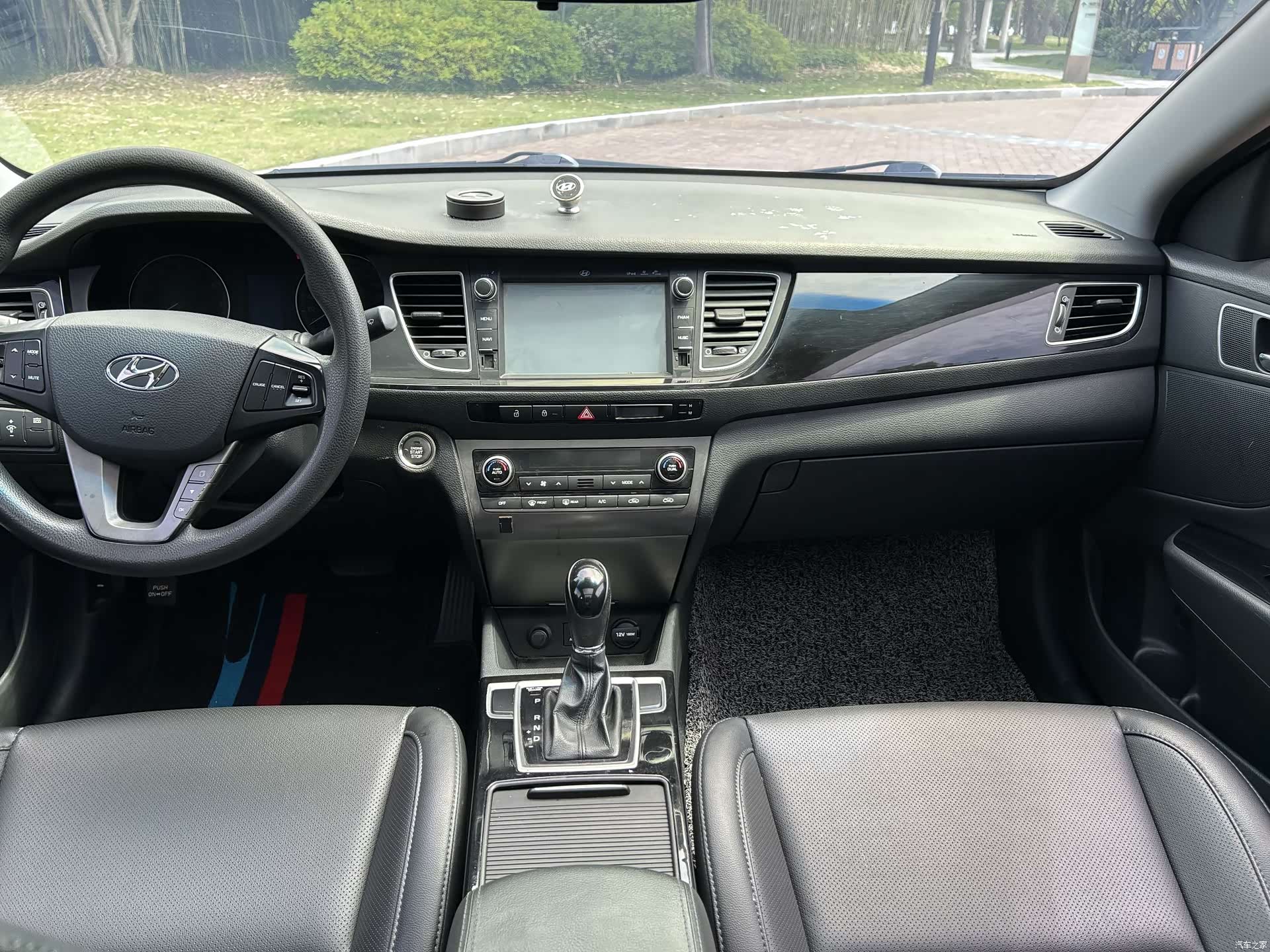 Hyundai GLS, 2014 9