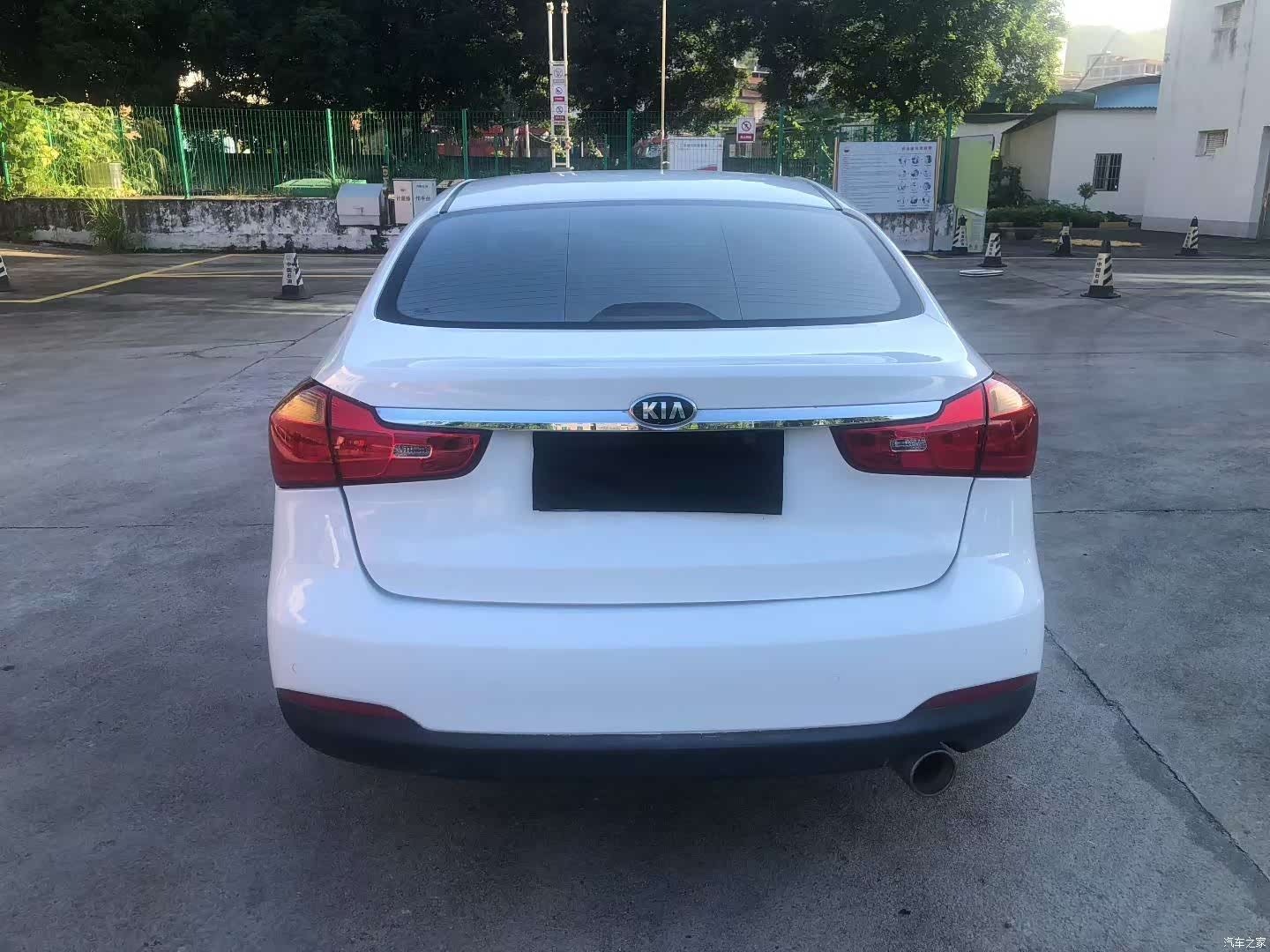 Kia K3, 2013 6