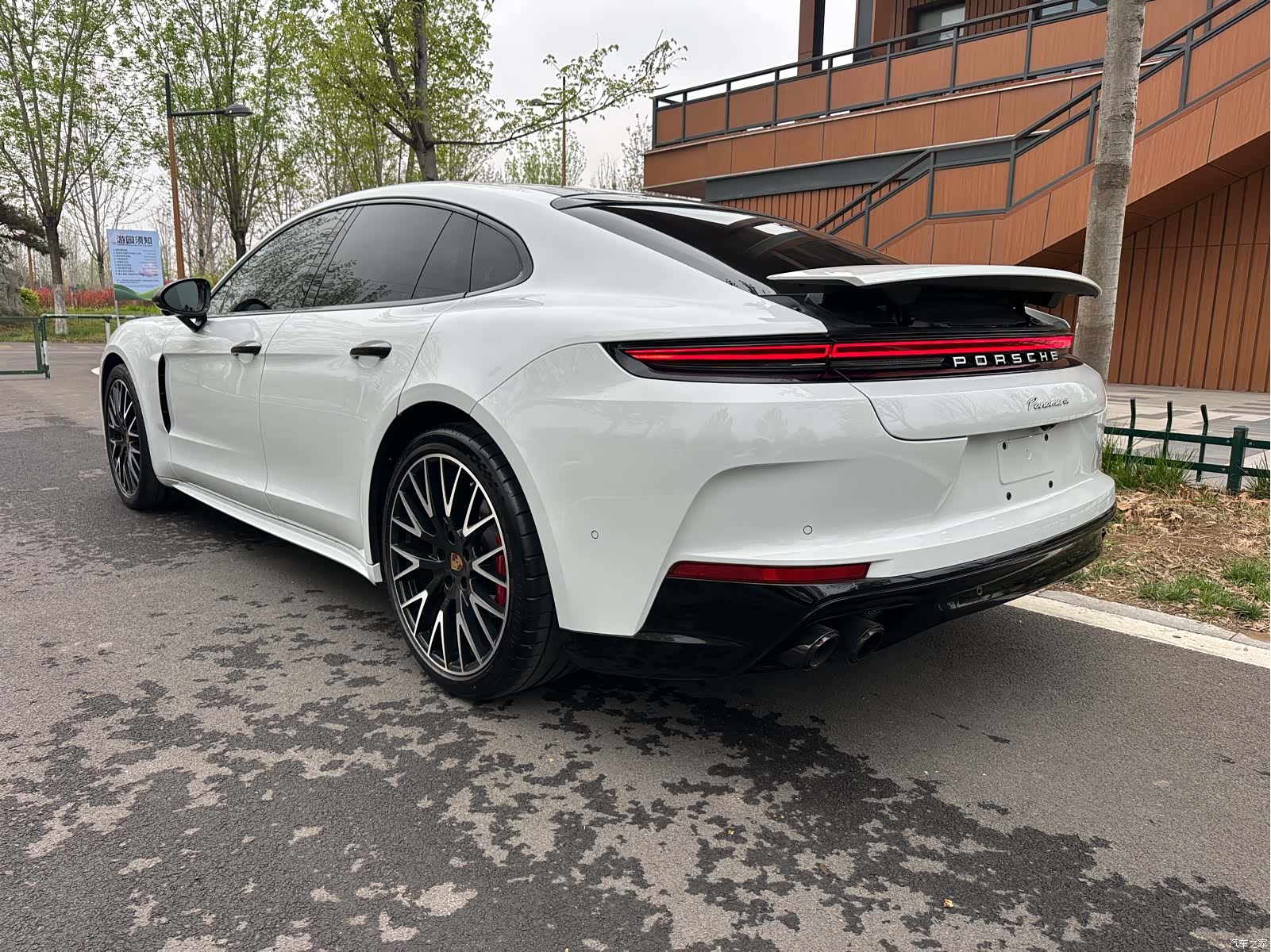Porsche Panamera, 2024 12