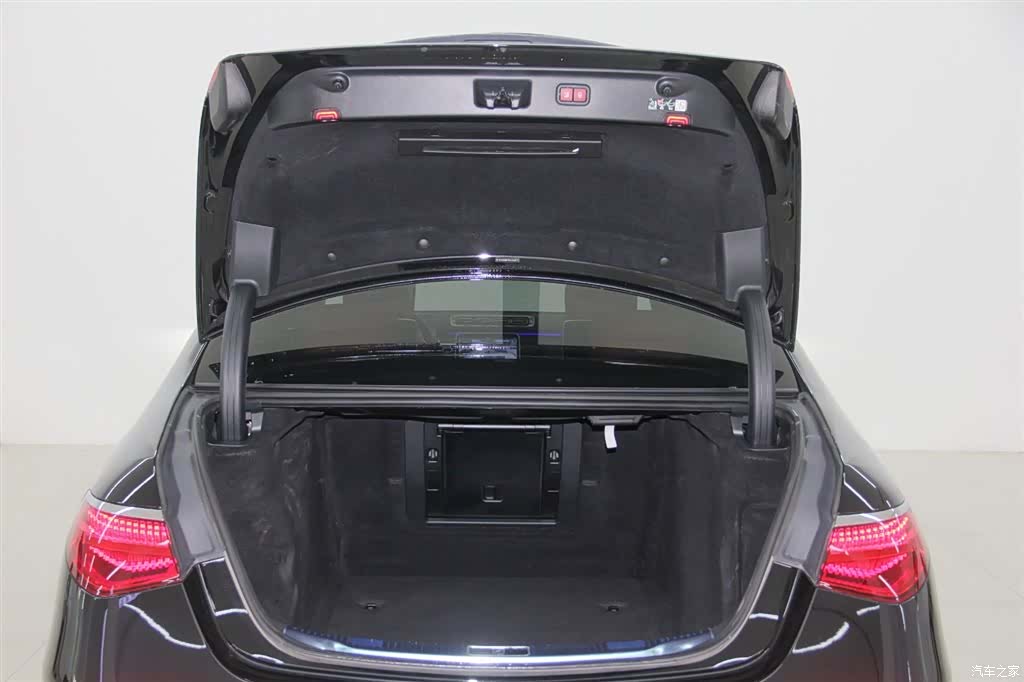 Maybach S-Class, 2024 36