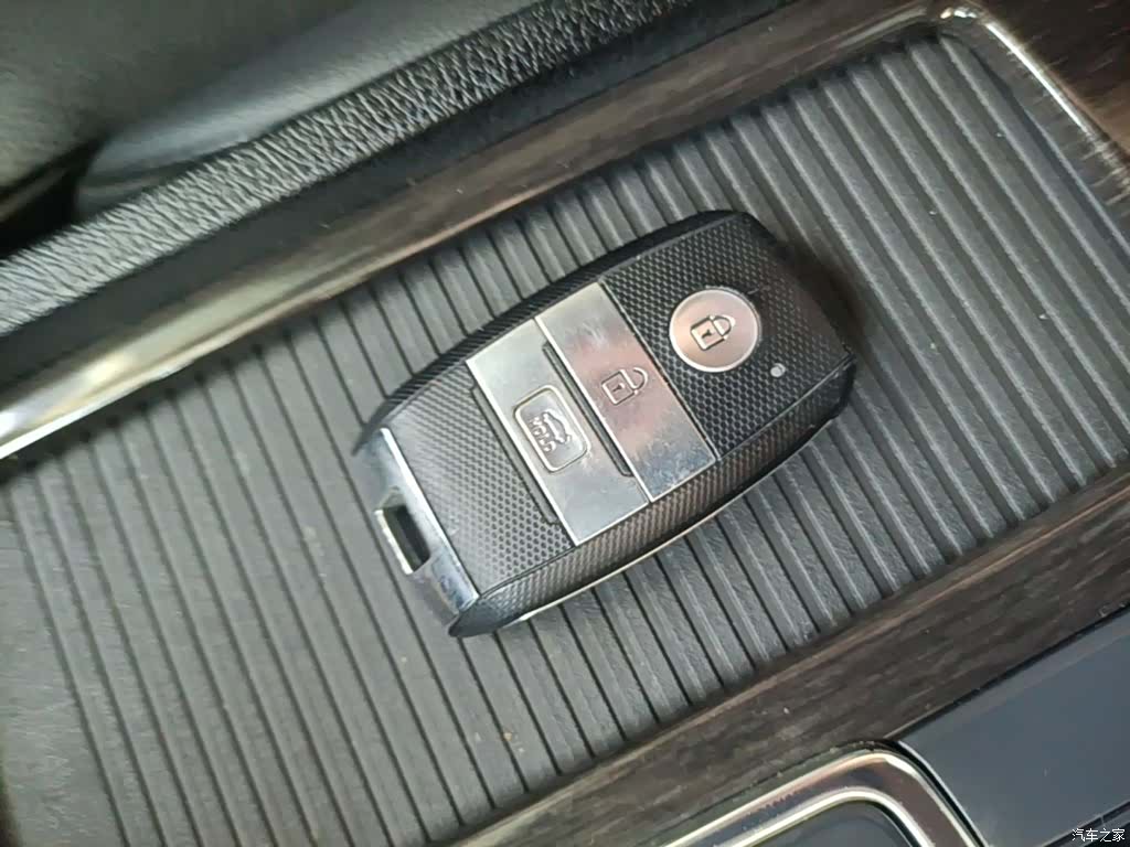 Kia K5, 2020 9