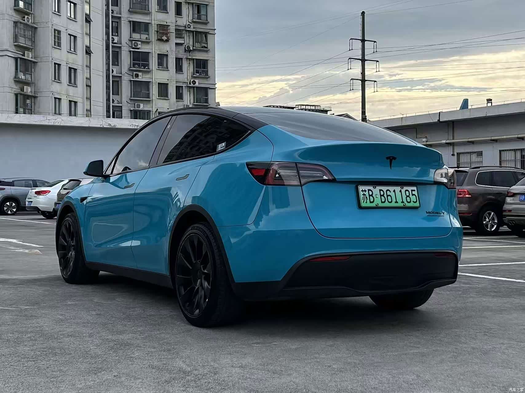 Tesla Model Y, 2022 7