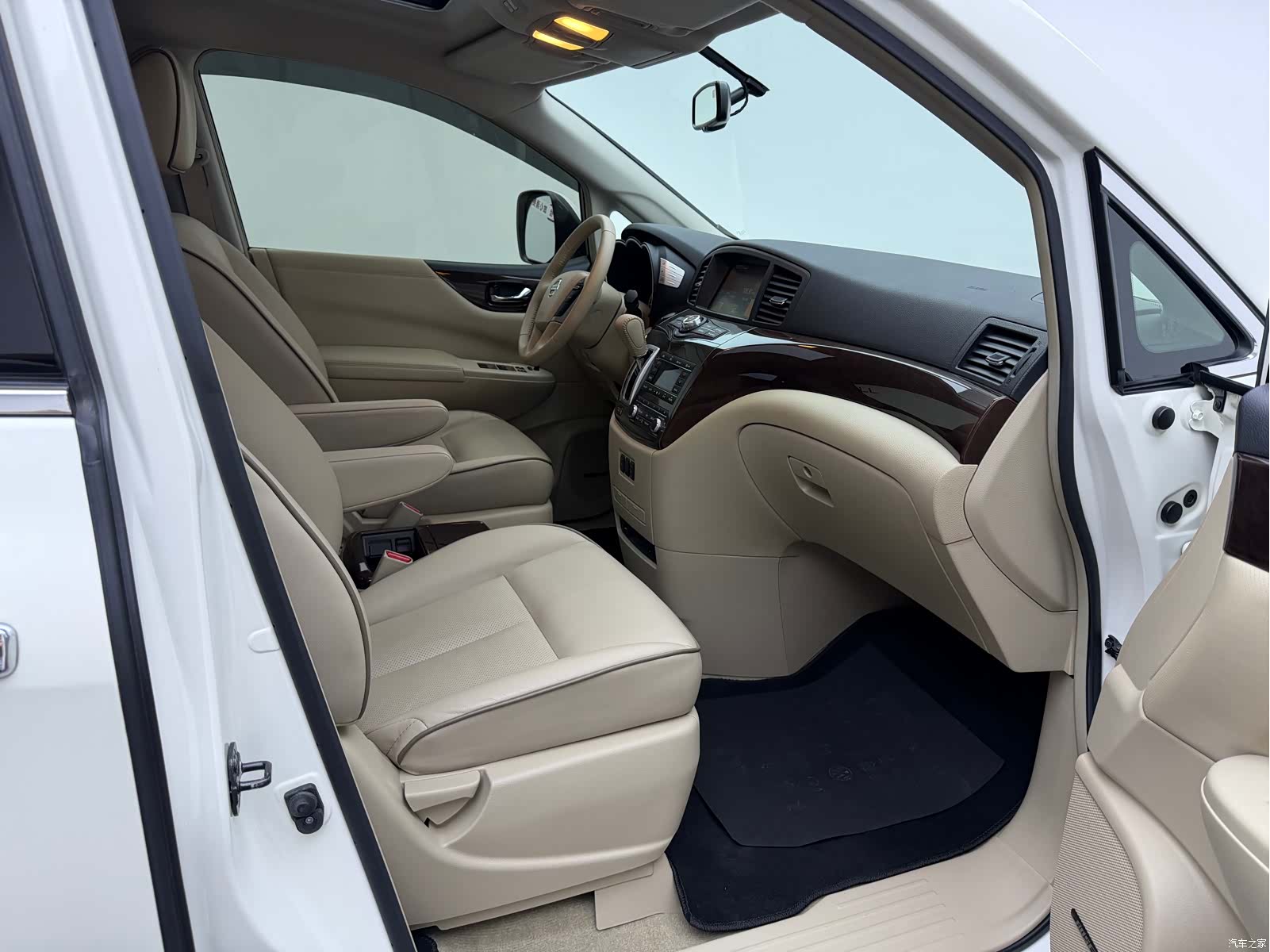Nissan SL, 2017 21