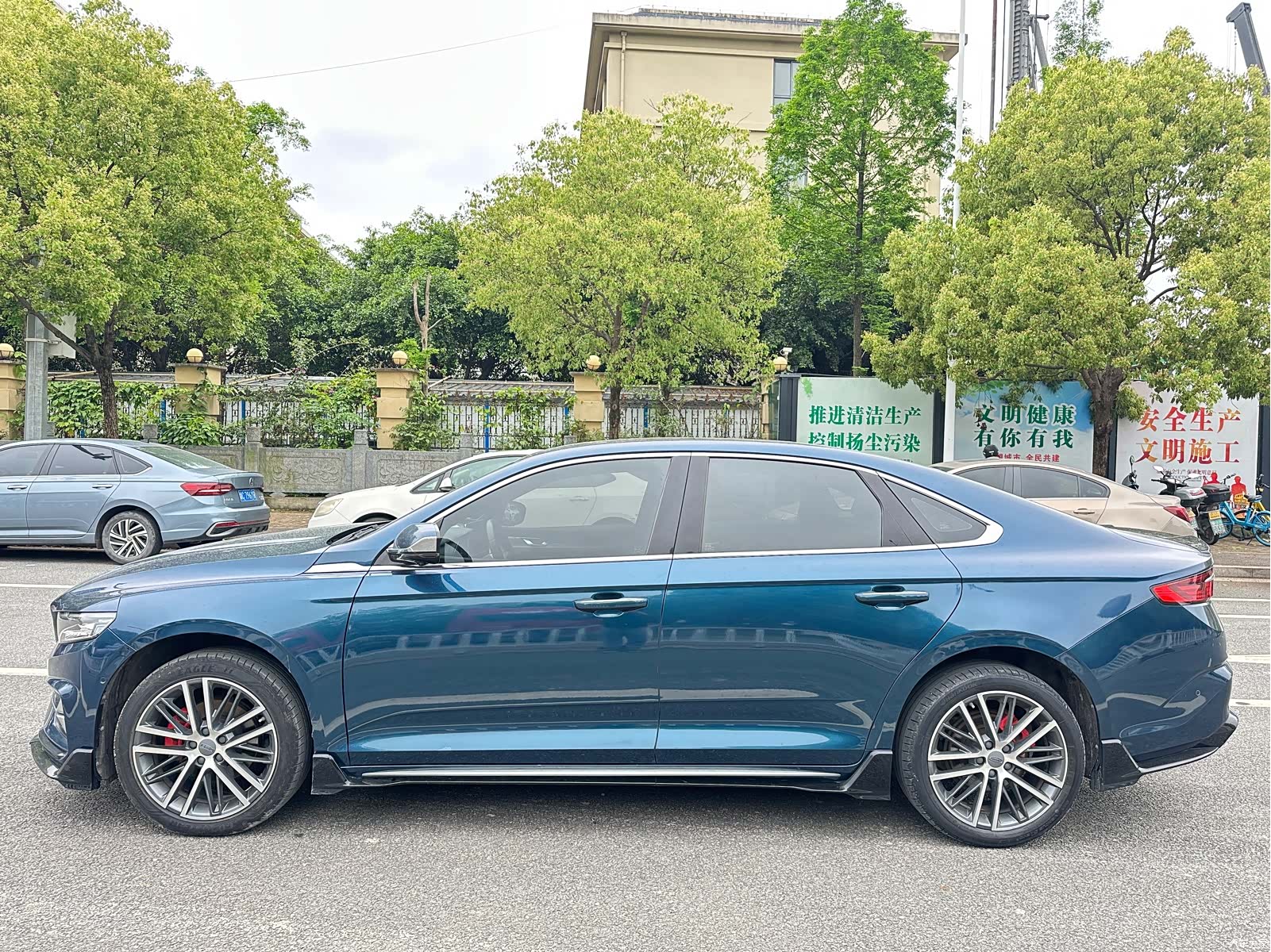 Geely Preface, 2022 3