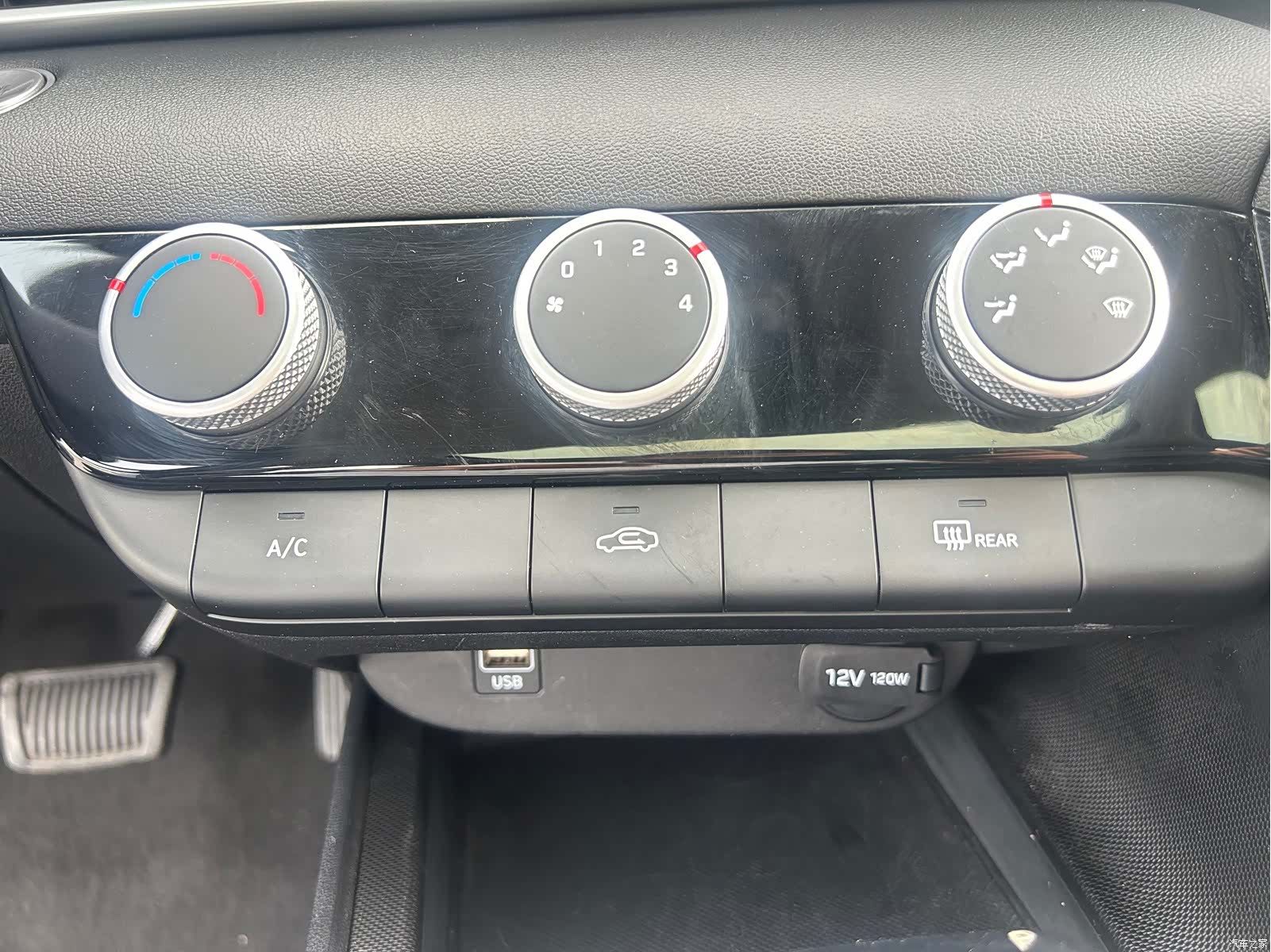 Hyundai Elantra, 2024 18