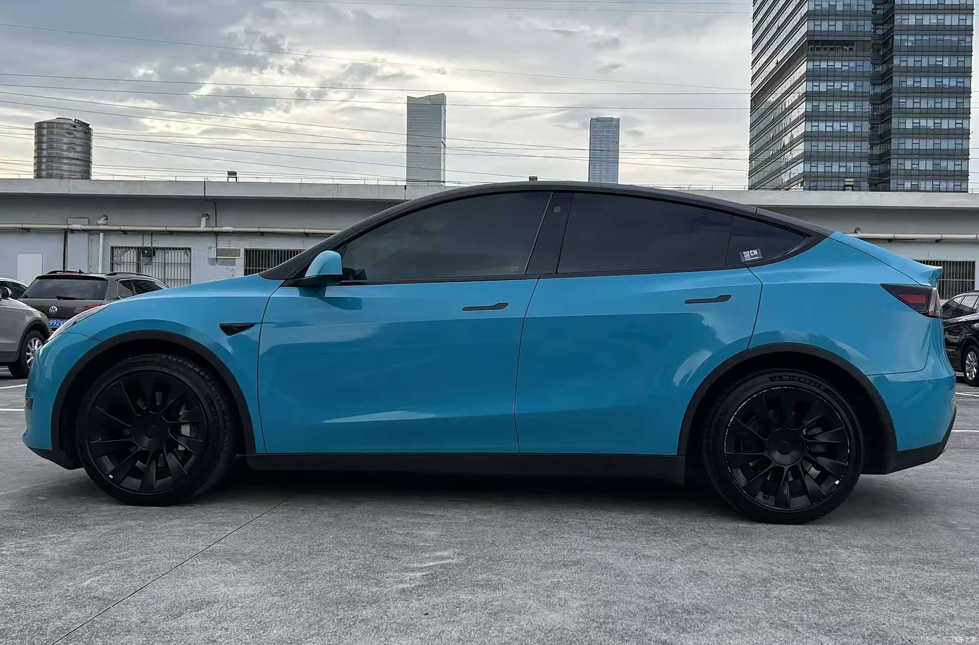 Tesla Model Y, 2022 11