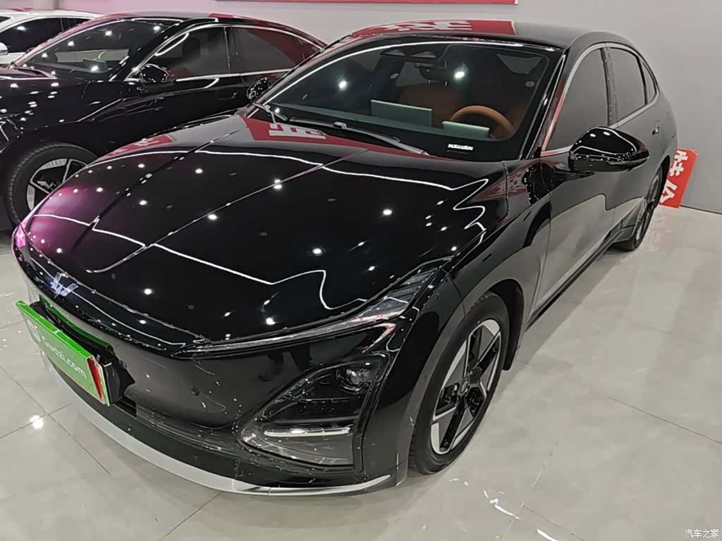 Wuling Starlight, 2025 1
