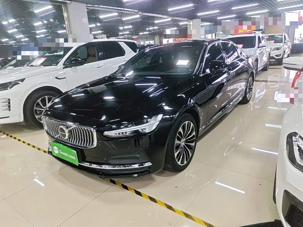 Volvo S90