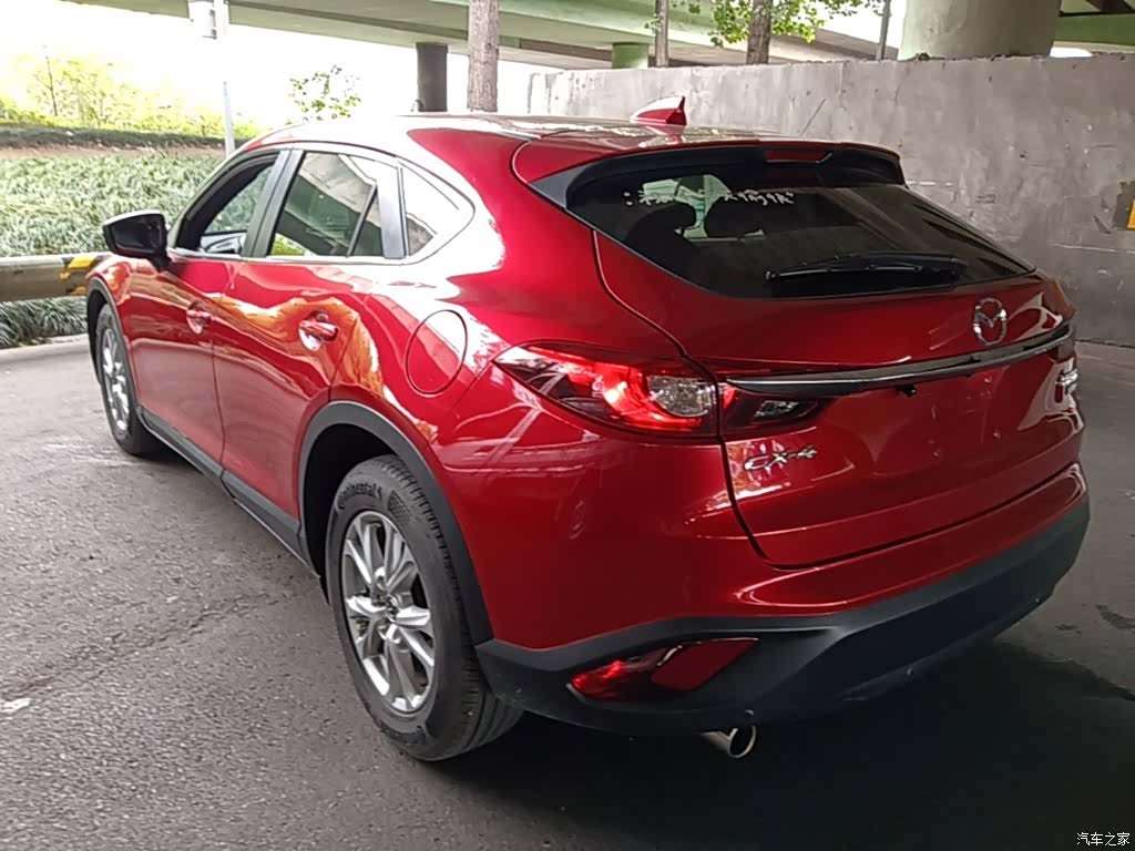 Mazda CX-4, 2019 все фото