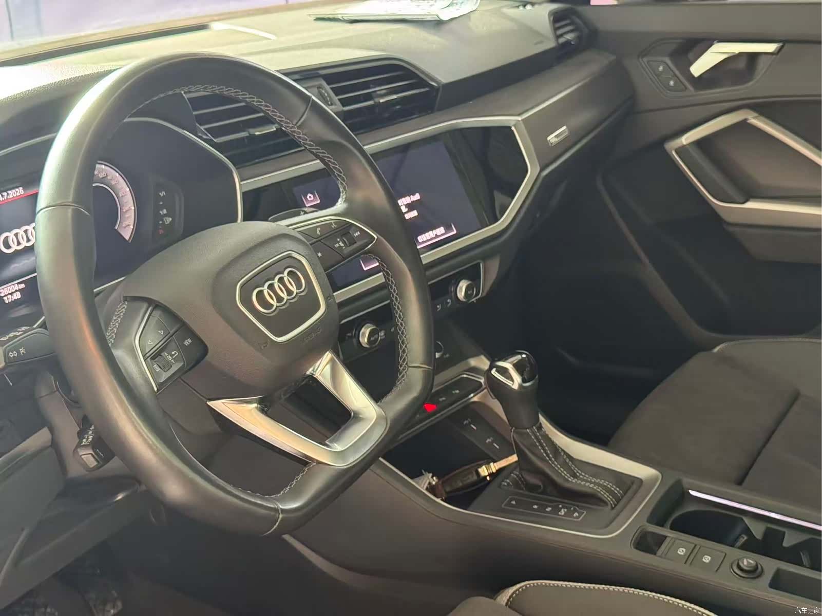 Audi Q3, 2022 14
