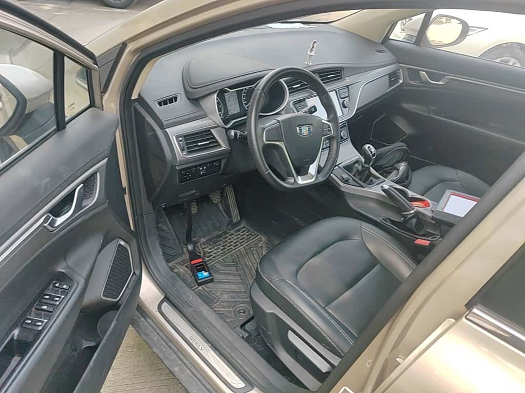 Geely Emgrand, 2017 16
