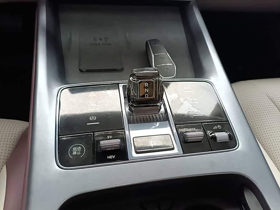 BYD Seal 07 DM-i 2024, фото 14