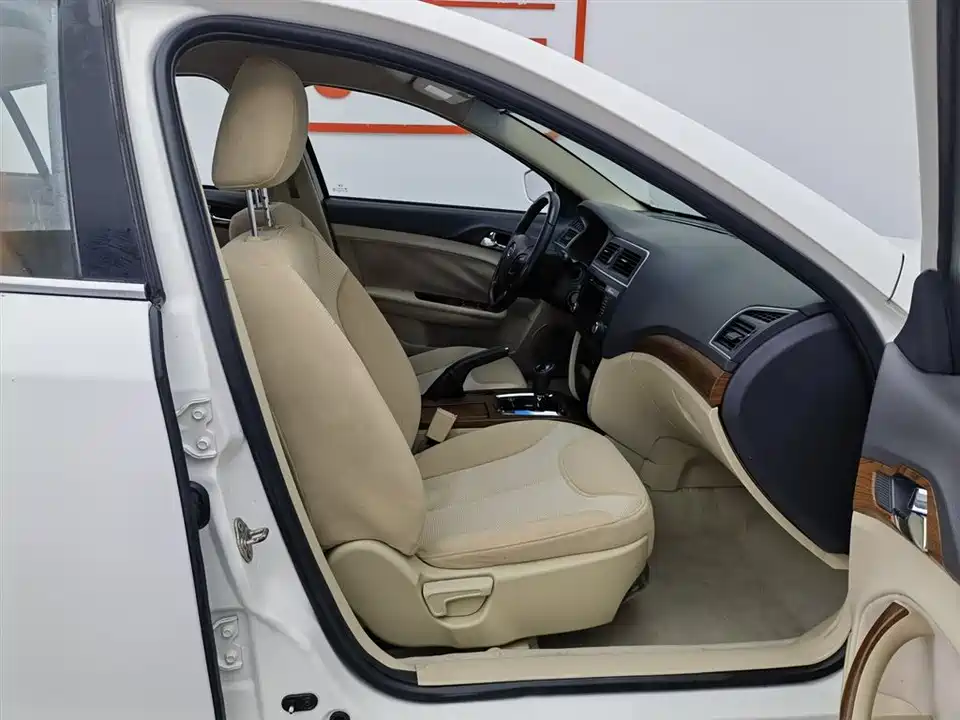 Trumpchi Trumpchi GA5