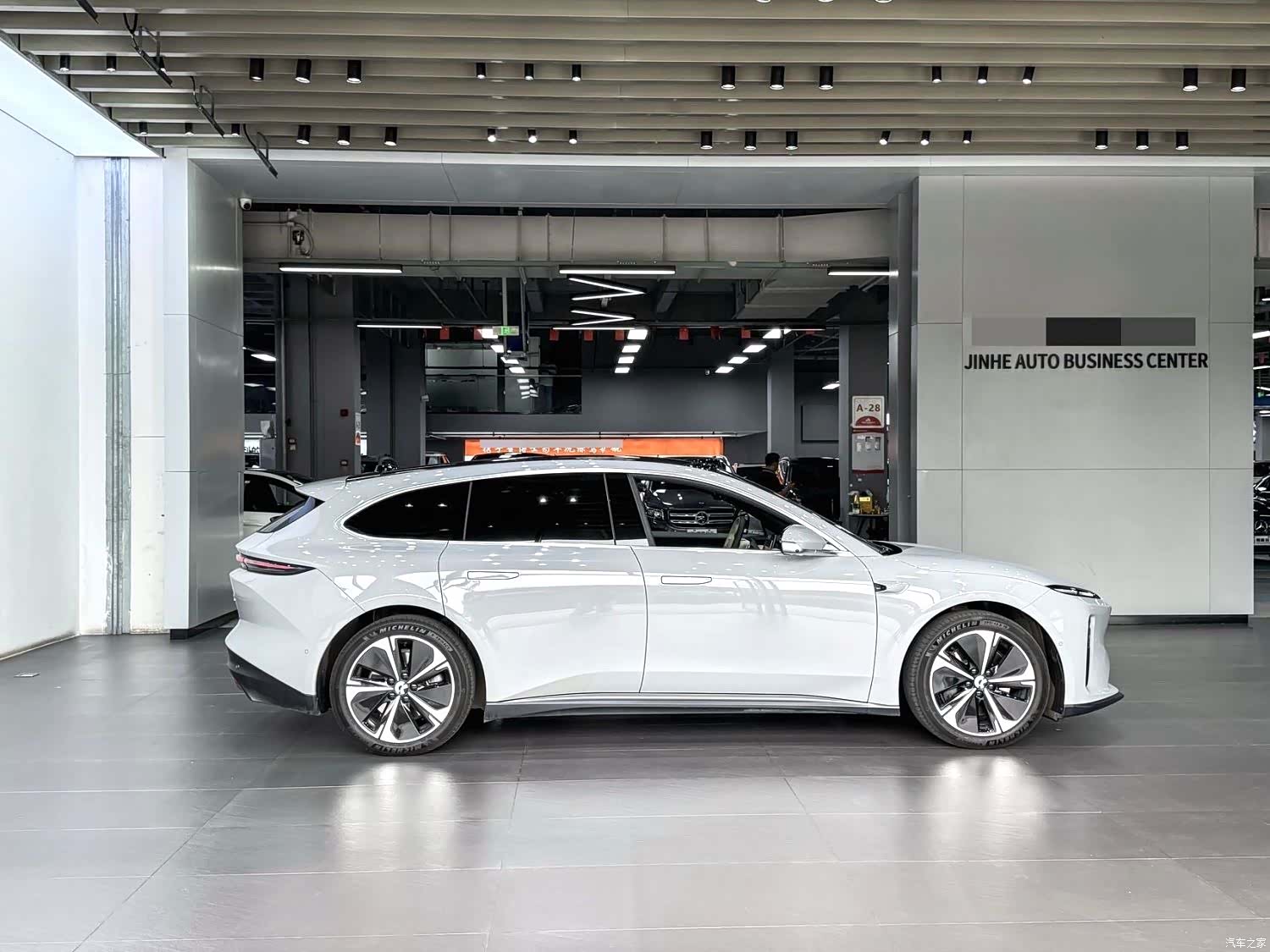 NIO ET5, 2024 11