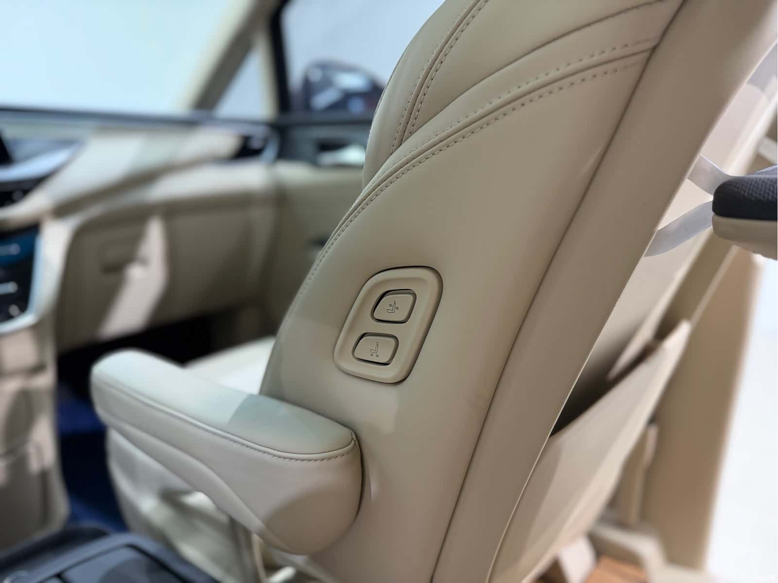 Buick GL8, 2022 22