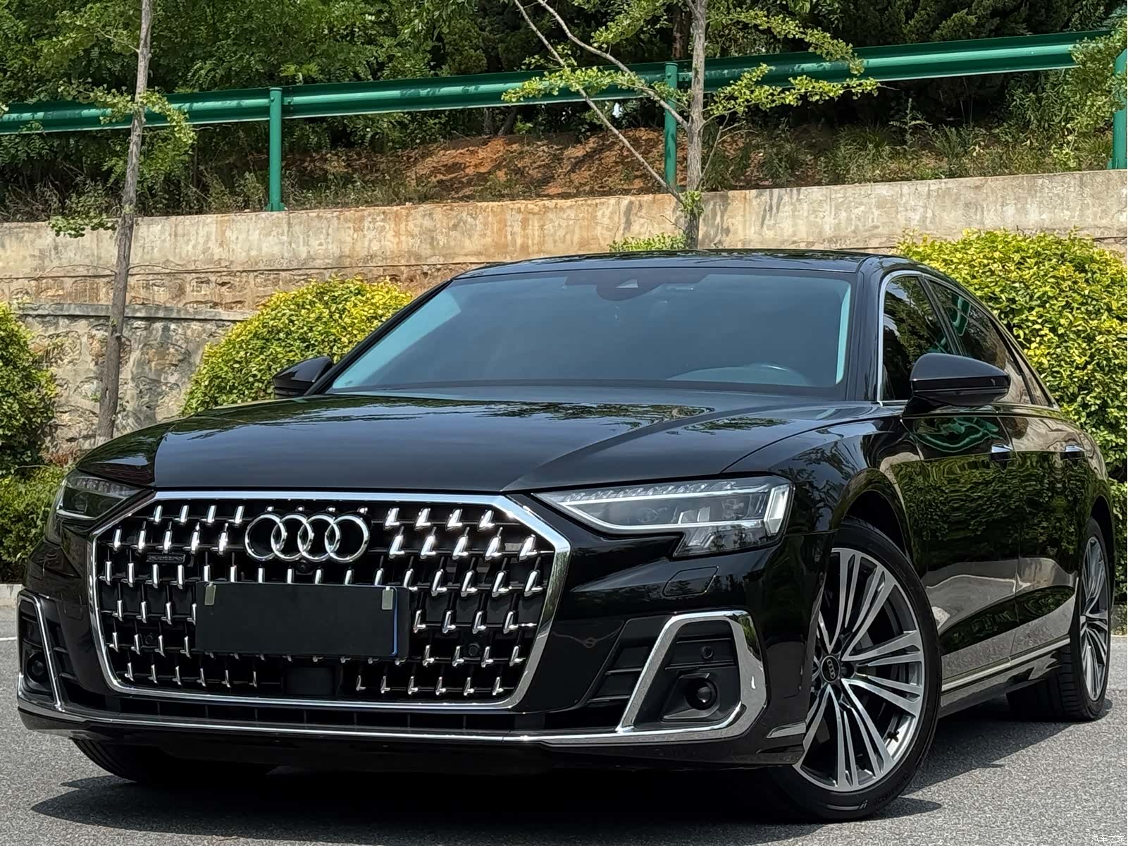 Audi A8L, 2023 1