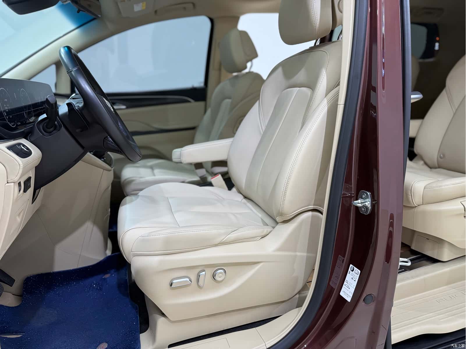 Buick GL8, 2022 23