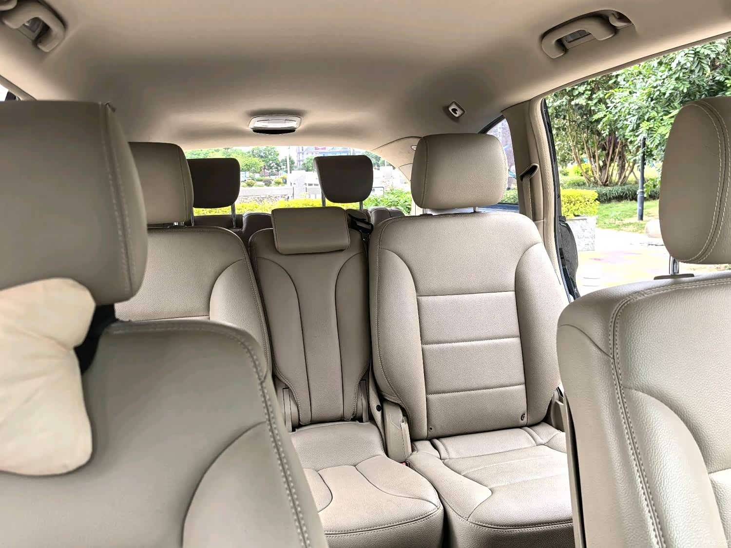 Mercedes-Benz R-Class, 2013 11