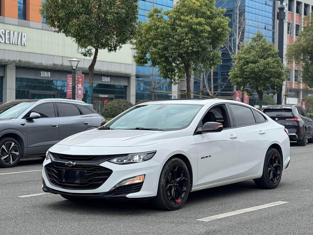 Chevrolet Malibu XL